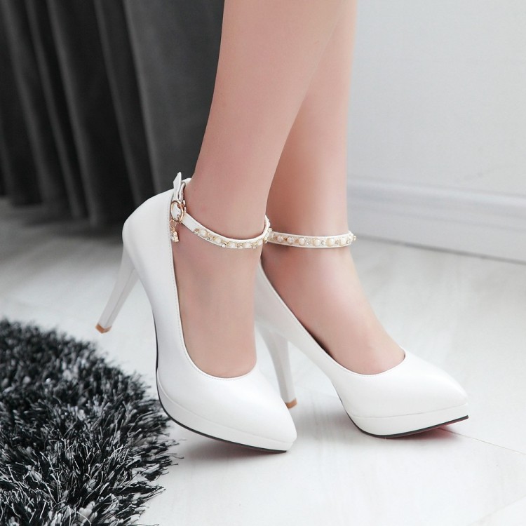 Fashion Flat Shoes with Beaded Detail and Square Mid Heel