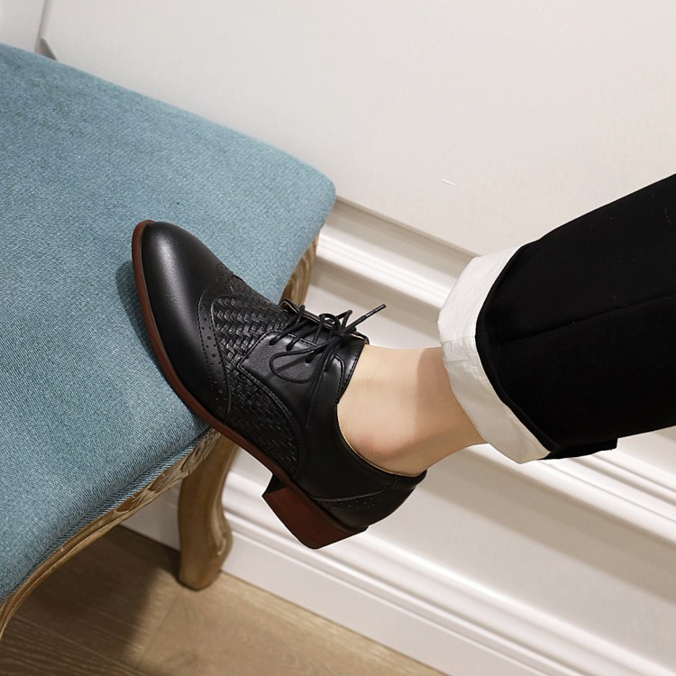 Women's Fashion Flat Shoes - Brown Black Synthetic Leather